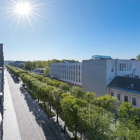 2 Bd By Hostlovers דירה