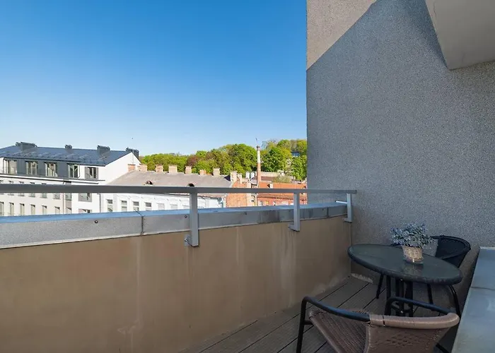 2 Bd By Hostlovers קובנה