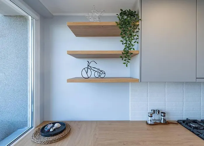 2 Bd By Hostlovers דירה