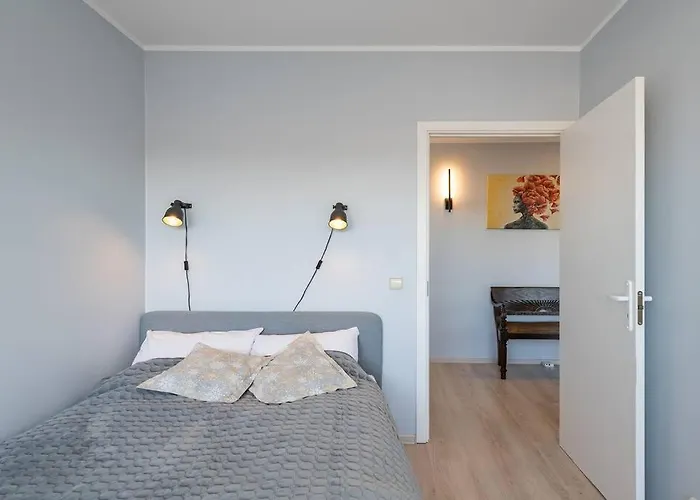 2 Bd By Hostlovers דירה *